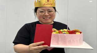 共同庆祝：TOPINCHEM 的生日传统，充满感恩和团队精神